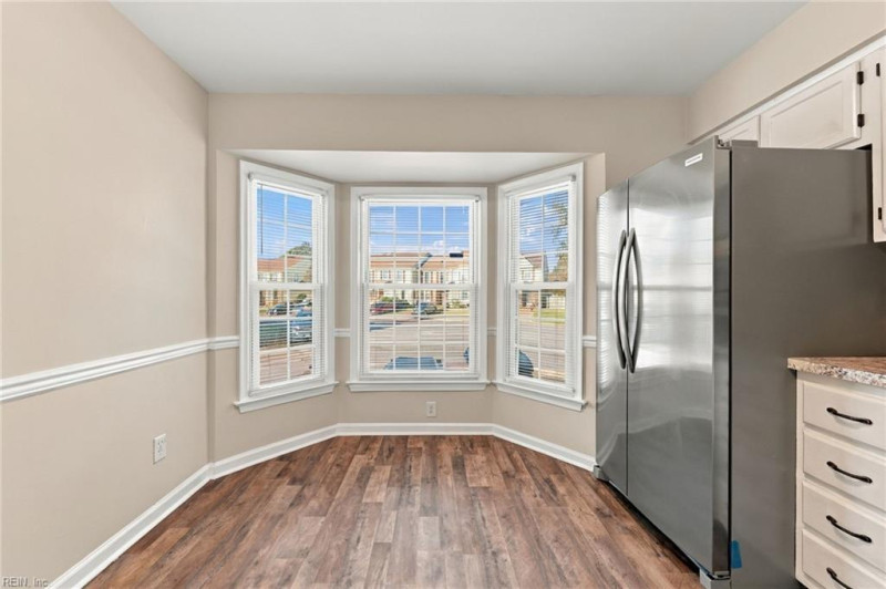 Photo 6 of 37 residential for sale in Virginia Beach virginia