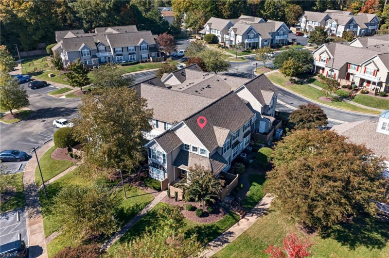 Photo 21 of 26 residential for sale in Williamsburg virginia
