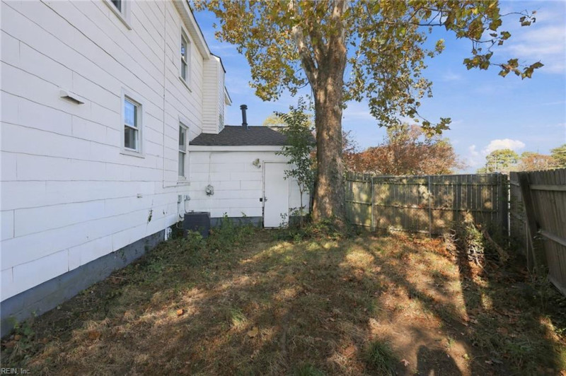 Photo 31 of 39 residential for sale in Norfolk virginia Photo 31 of 39 residential for sale in Norfolk virginia