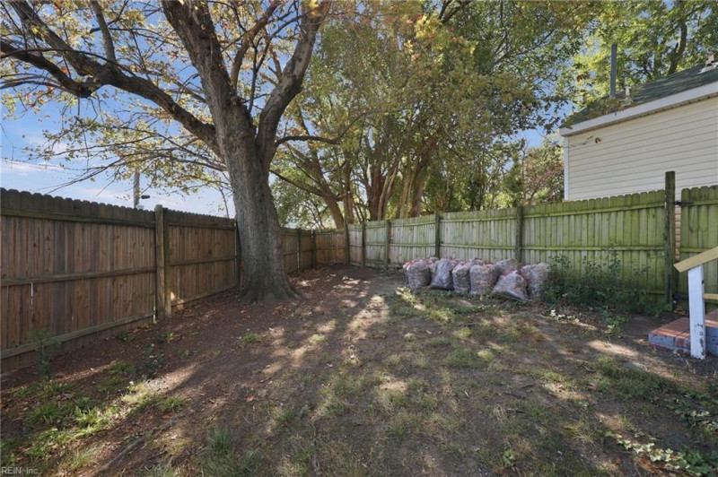 Photo 32 of 39 residential for sale in Norfolk virginia Photo 32 of 39 residential for sale in Norfolk virginia