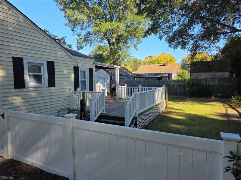 Photo 5 of 11 residential for sale in Portsmouth virginia Photo 5 of 11 residential for sale in Portsmouth virginia
