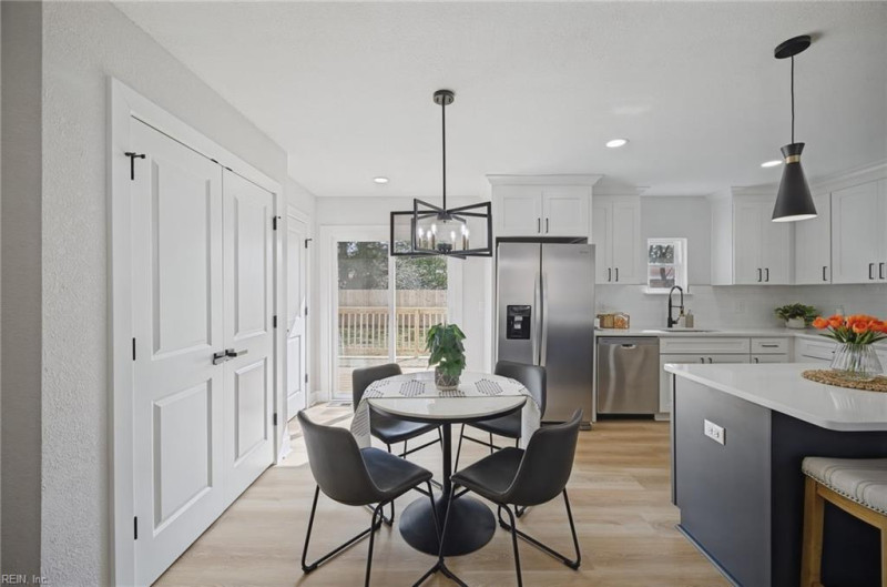 Photo 11 of 45 residential for sale in Portsmouth virginia