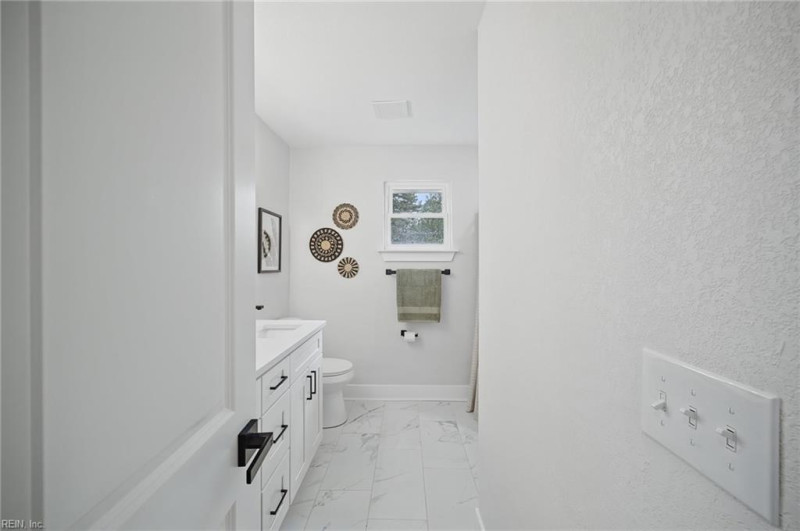 Photo 24 of 45 residential for sale in Portsmouth virginia