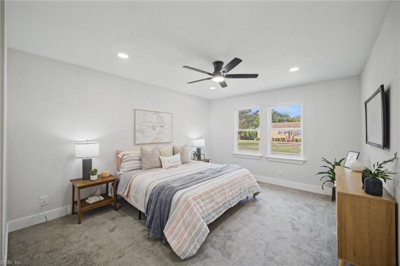 Photo 29 of 45 residential for sale in Portsmouth virginia