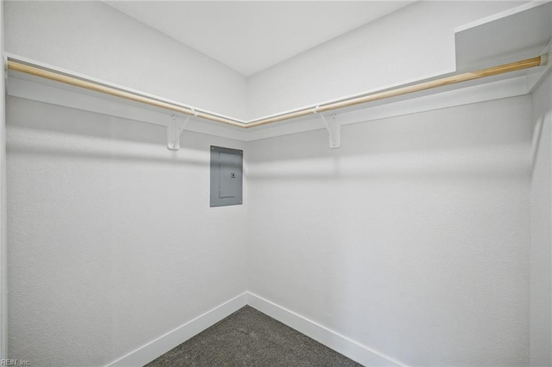 Photo 36 of 45 residential for sale in Portsmouth virginia