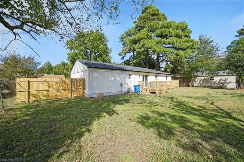 Photo 41 of 45 residential for sale in Portsmouth virginia