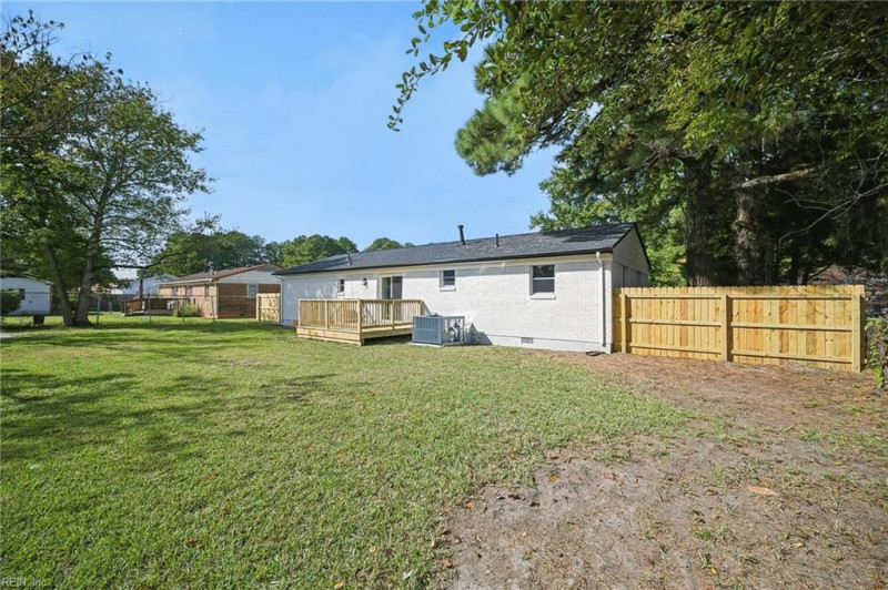 Photo 43 of 45 residential for sale in Portsmouth virginia