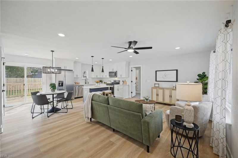 Photo 7 of 45 residential for sale in Portsmouth virginia
