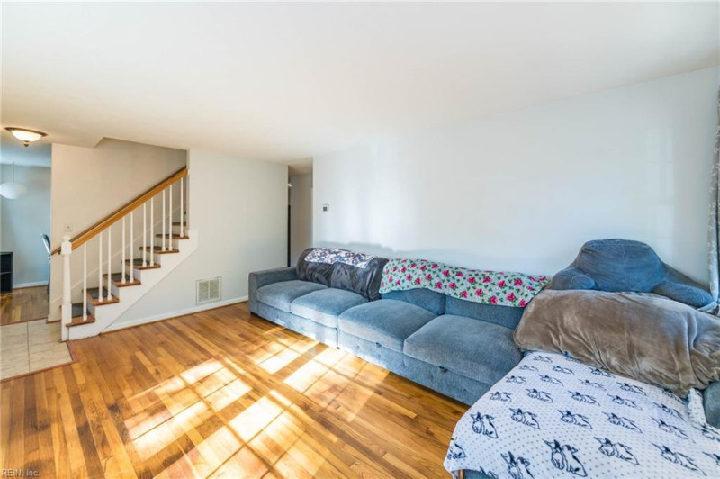 Photo 5 of 46 residential for sale in Newport News virginia
