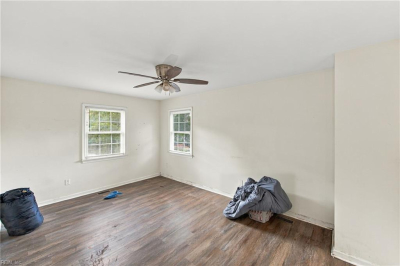 Photo 21 of 41 residential for sale in Newport News virginia