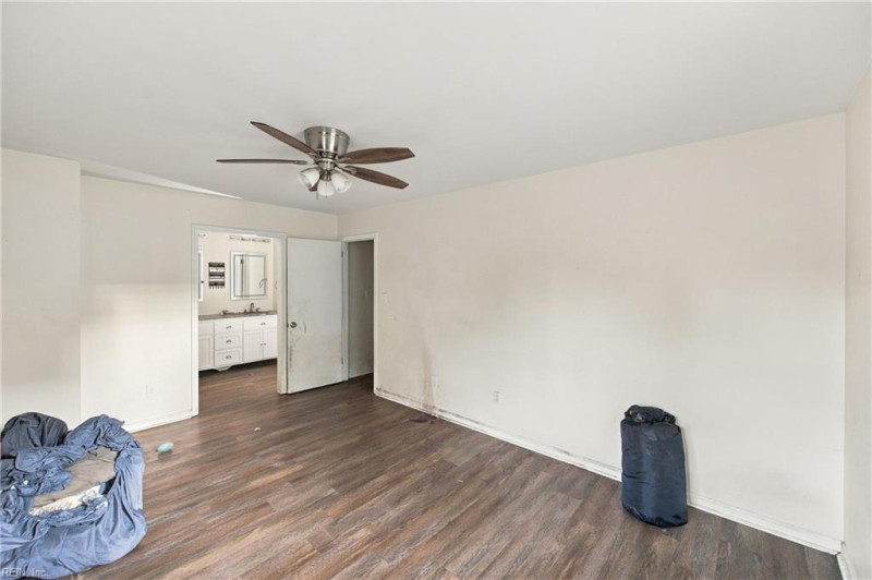 Photo 23 of 41 residential for sale in Newport News virginia