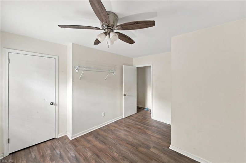 Photo 25 of 41 residential for sale in Newport News virginia