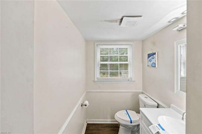 Photo 31 of 41 residential for sale in Newport News virginia