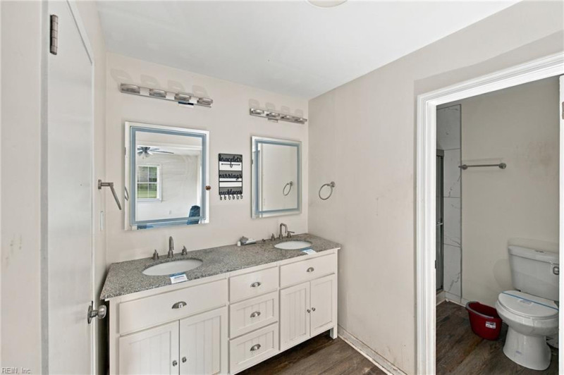 Photo 32 of 41 residential for sale in Newport News virginia
