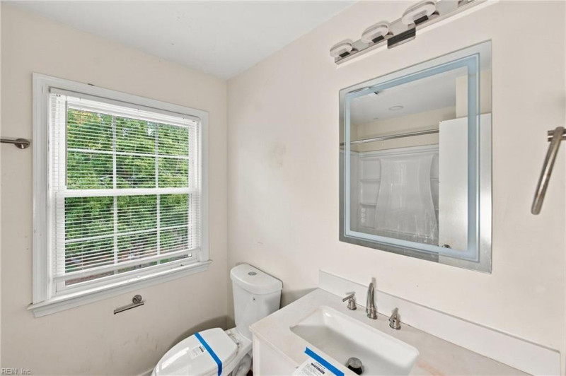 Photo 35 of 41 residential for sale in Newport News virginia