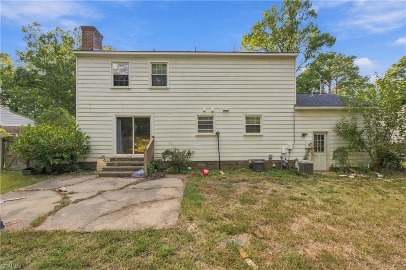 Photo 36 of 41 residential for sale in Newport News virginia