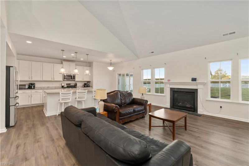 Photo 10 of 45 residential for sale in Moyock virginia