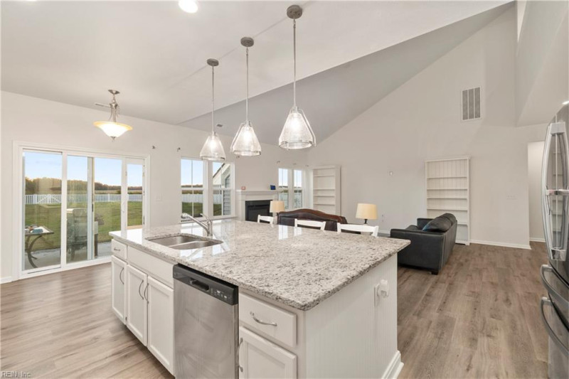 Photo 14 of 45 residential for sale in Moyock virginia