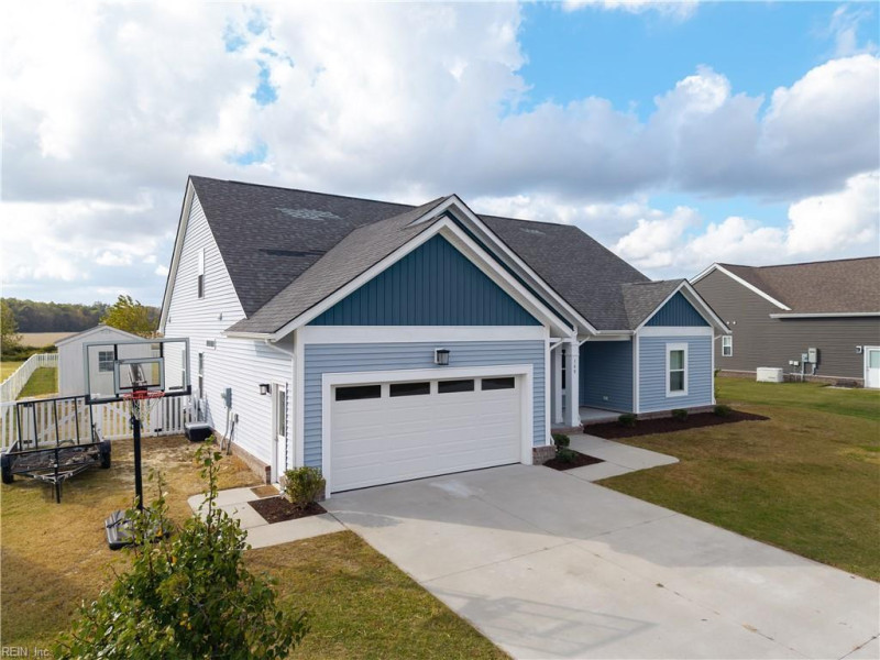 Photo 43 of 45 residential for sale in Moyock virginia