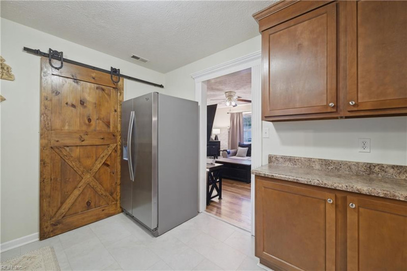 Photo 13 of 23 residential for sale in Newport News virginia