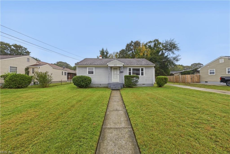 Photo 3 of 21 residential for sale in Portsmouth virginia