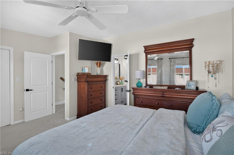 Photo 21 of 46 residential for sale in Hampton virginia
