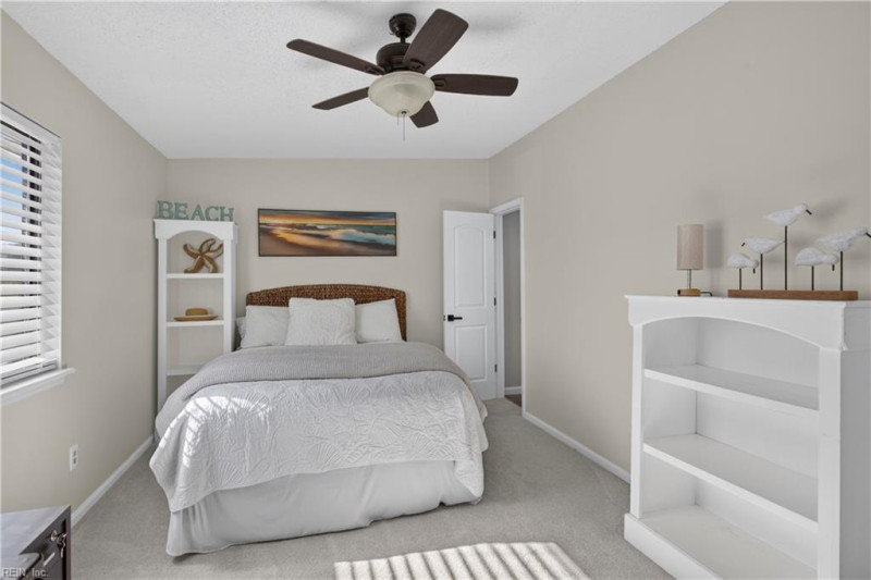 Photo 26 of 46 residential for sale in Hampton virginia