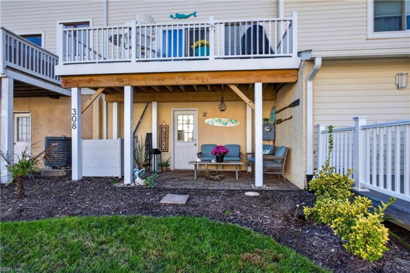 Photo 27 of 46 residential for sale in Hampton virginia