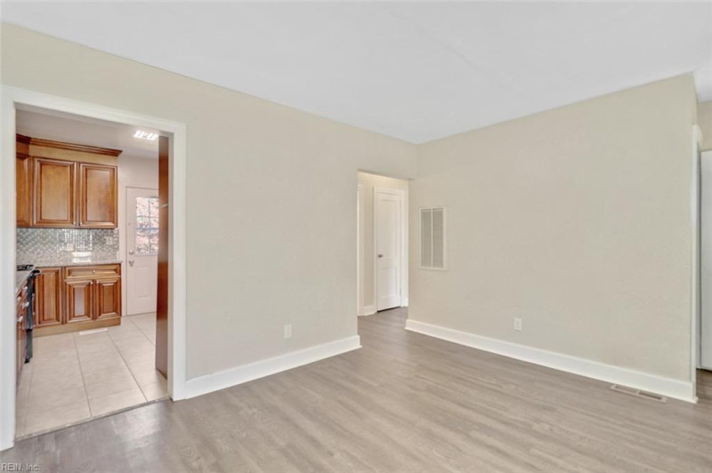 Photo 5 of 29 residential for sale in Norfolk virginia