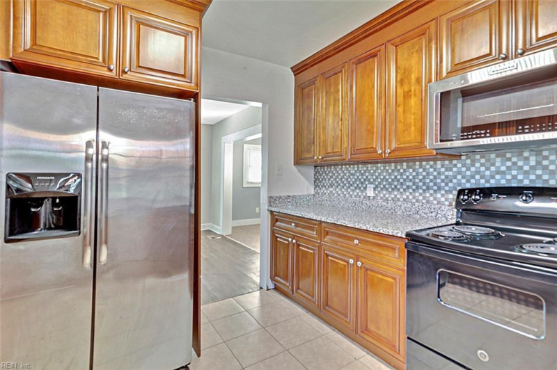 Photo 9 of 29 residential for sale in Norfolk virginia