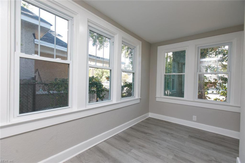 Photo 10 of 50 residential for sale in Hampton virginia
