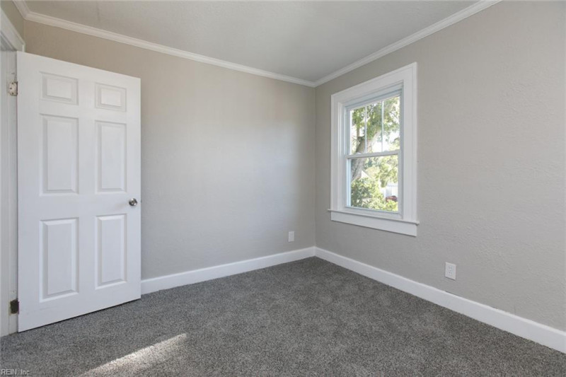 Photo 29 of 50 residential for sale in Hampton virginia