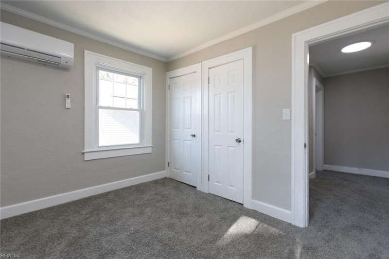 Photo 36 of 50 residential for sale in Hampton virginia