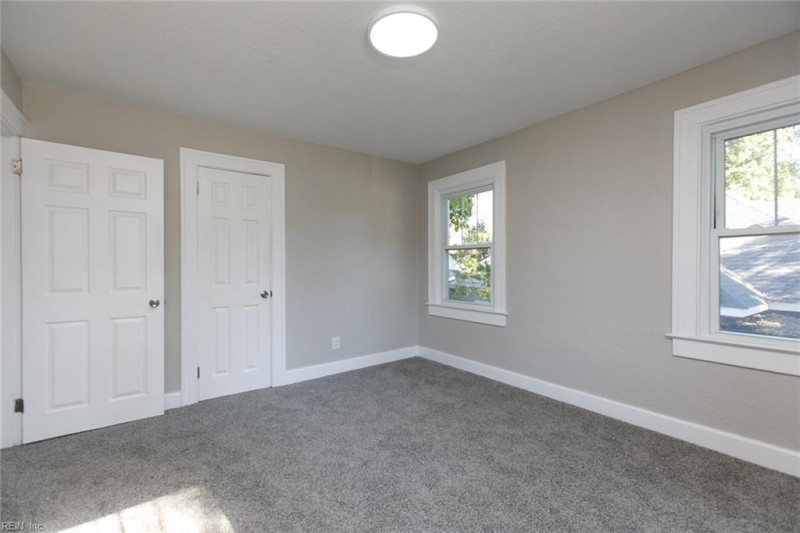 Photo 40 of 50 residential for sale in Hampton virginia