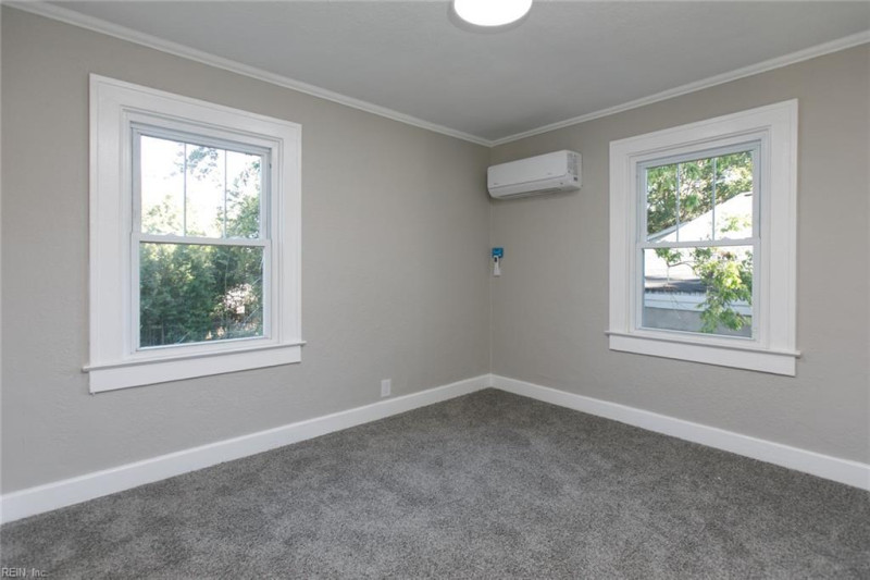 Photo 41 of 50 residential for sale in Hampton virginia
