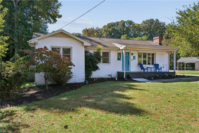 Photo 2 of 32 residential for sale in Newport News virginia