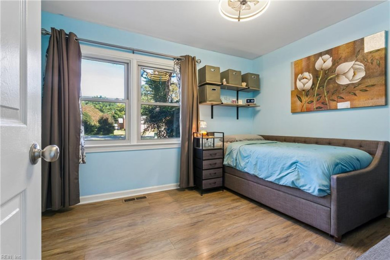 Photo 21 of 32 residential for sale in Newport News virginia