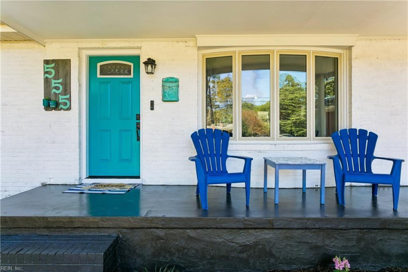 Photo 4 of 32 residential for sale in Newport News virginia
