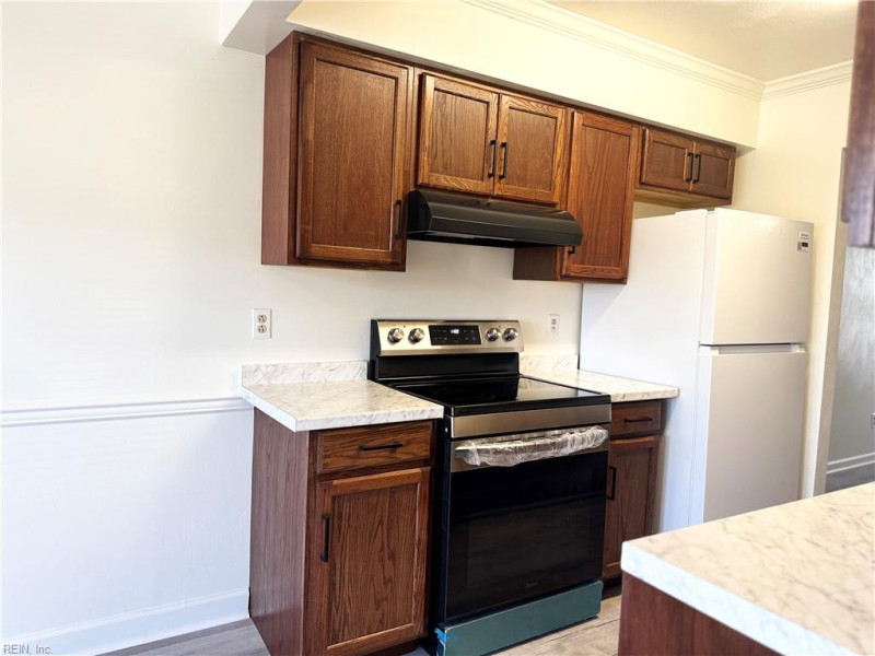 Photo 14 of 47 residential for sale in Chesapeake virginia Photo 14 of 47 residential for sale in Chesapeake virginia
