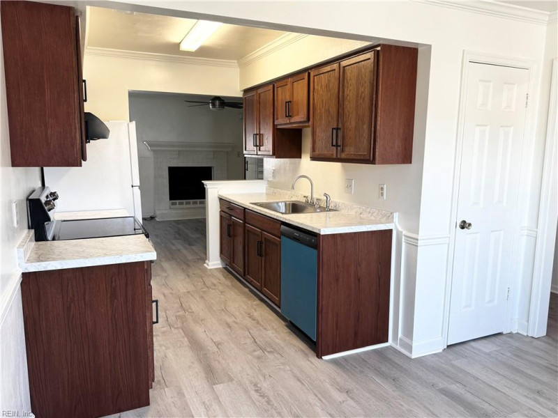 Photo 9 of 47 residential for sale in Chesapeake virginia Photo 9 of 47 residential for sale in Chesapeake virginia