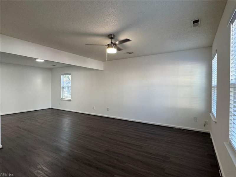 Photo 4 of 24 residential for sale in Newport News virginia