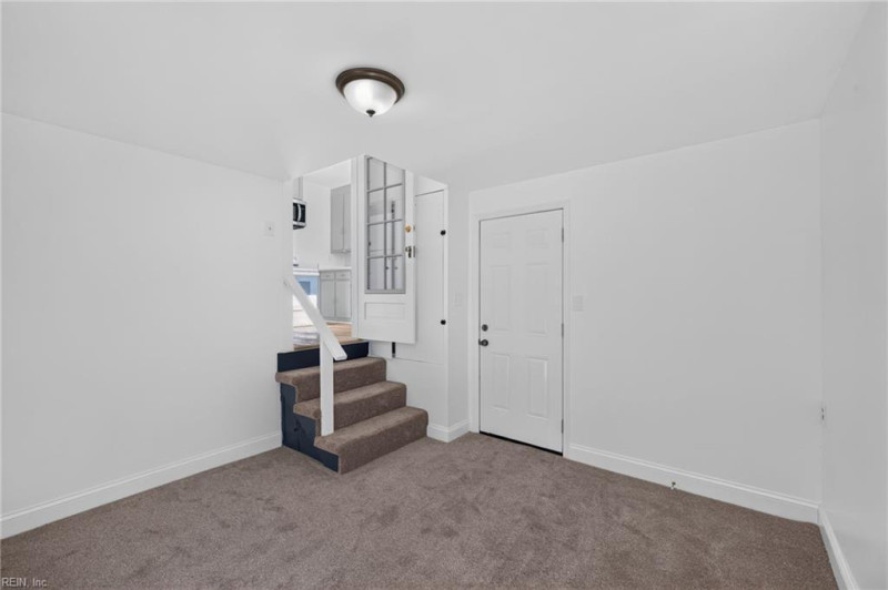 Photo 11 of 28 residential for sale in Norfolk virginia