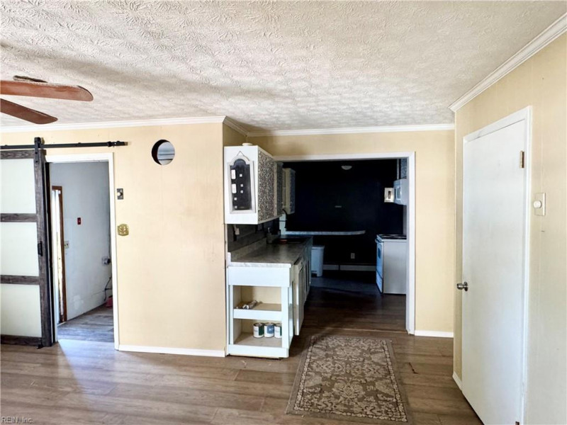 Photo 11 of 39 residential for sale in Newport News virginia