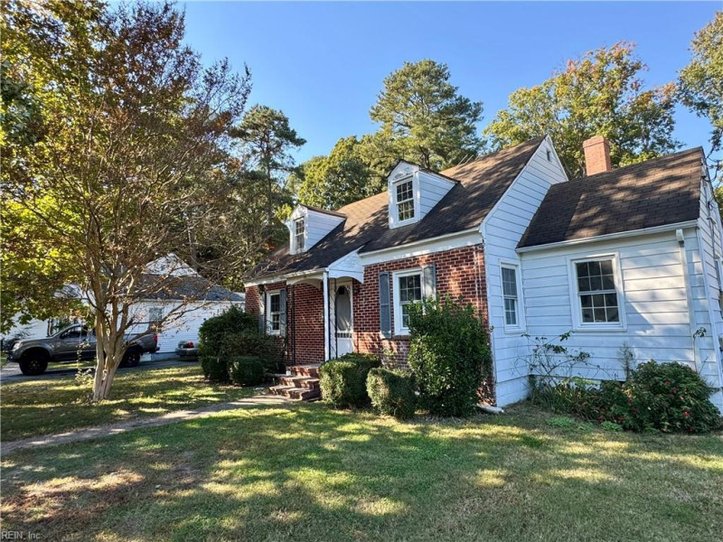 Photo 2 of 39 residential for sale in Newport News virginia