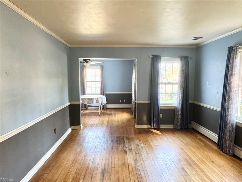 Photo 8 of 39 residential for sale in Newport News virginia