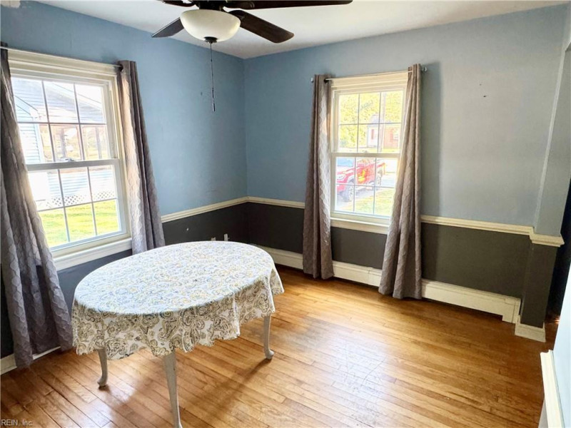 Photo 9 of 39 residential for sale in Newport News virginia
