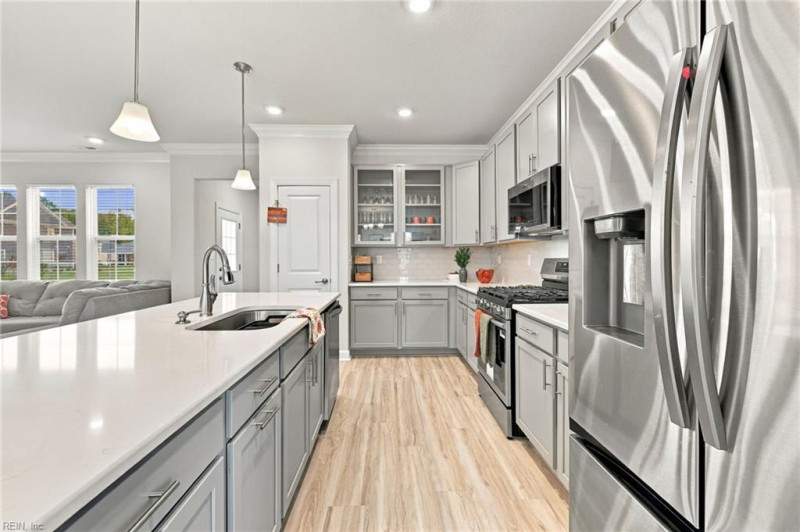 Photo 15 of 50 residential for sale in Chesapeake virginia