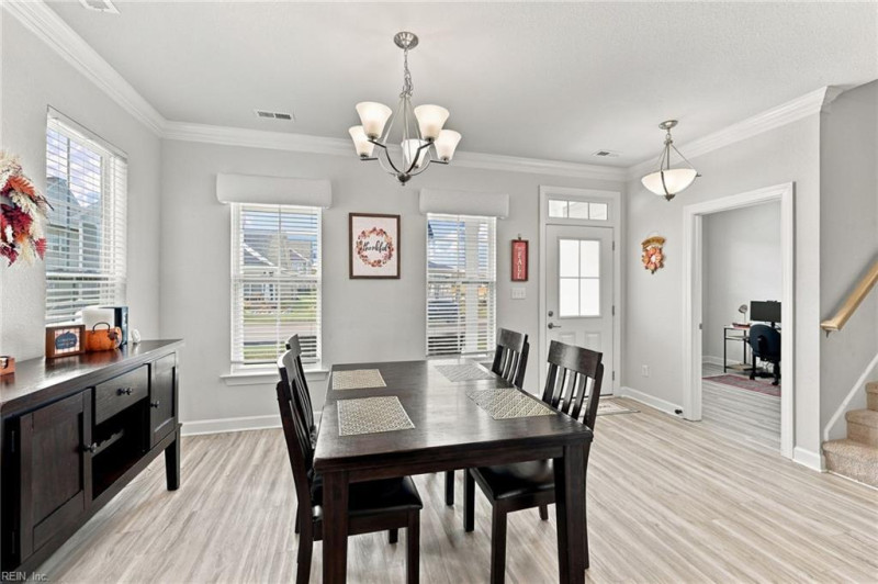 Photo 21 of 50 residential for sale in Chesapeake virginia