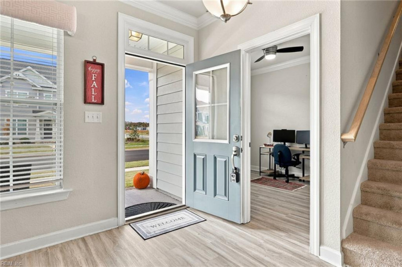 Photo 5 of 50 residential for sale in Chesapeake virginia