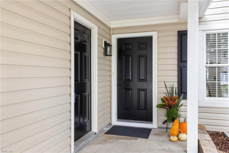 Photo 2 of 21 residential for sale in Virginia Beach virginia